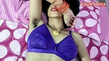 प्रिया भाभी की चूत को रगड़ रगड़ कर चुदाई की देवर ने video